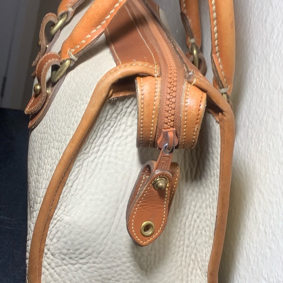 Dooney & Bourke Vintage Satchel - Picture 5 of 9